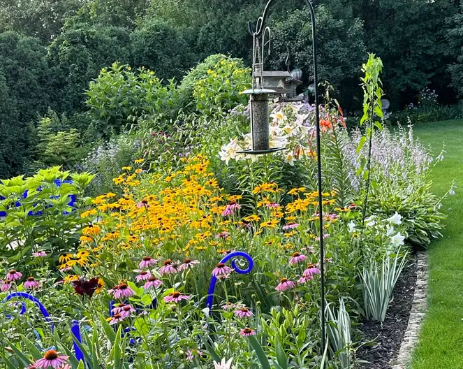 Photo: Suzanne R. Stone